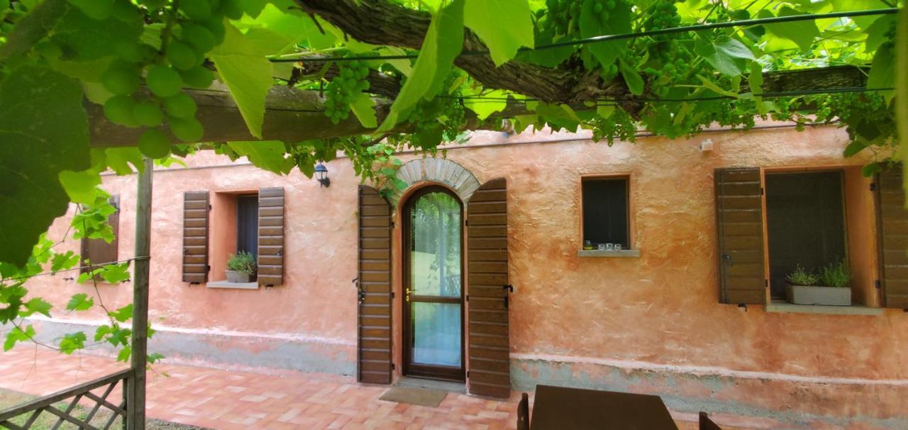 Agriturismo La Lenticchia Fratta Terme Exterior photo